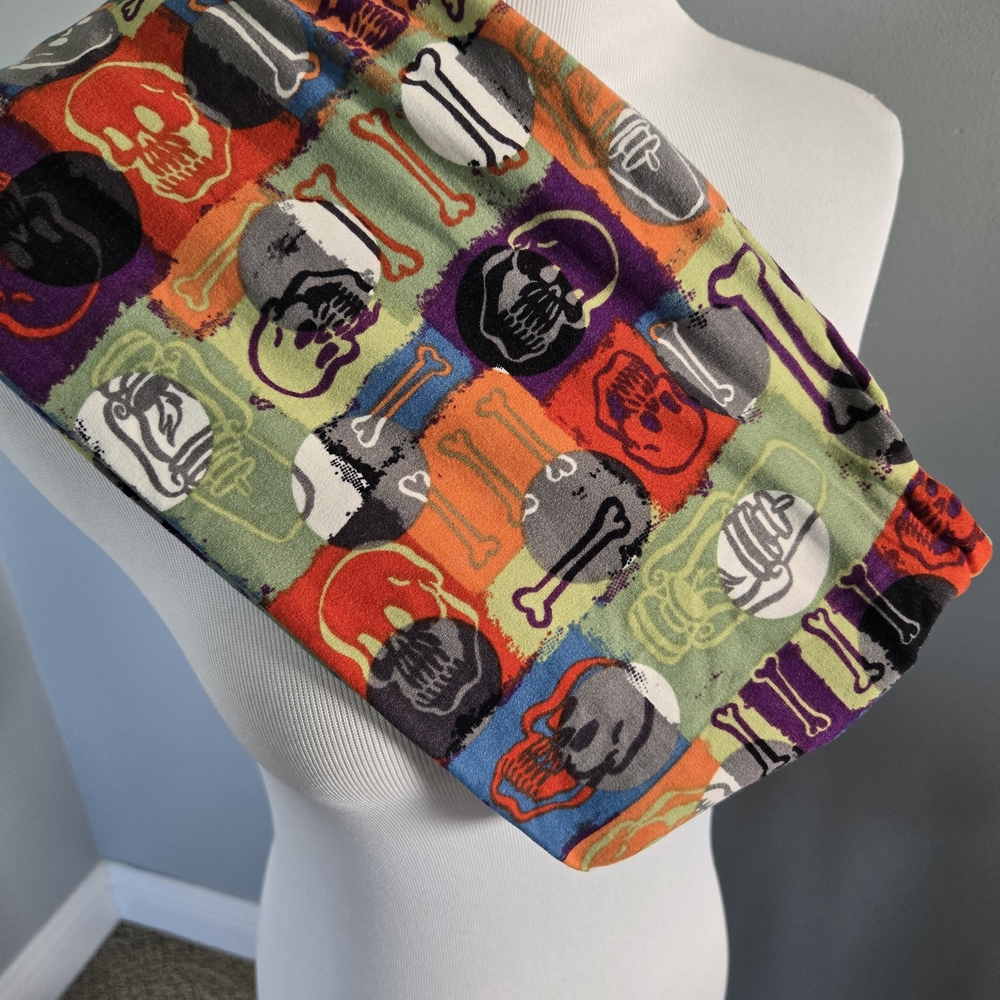 Halloween LuLaRoe Multicolor Skull Pattern Leggings